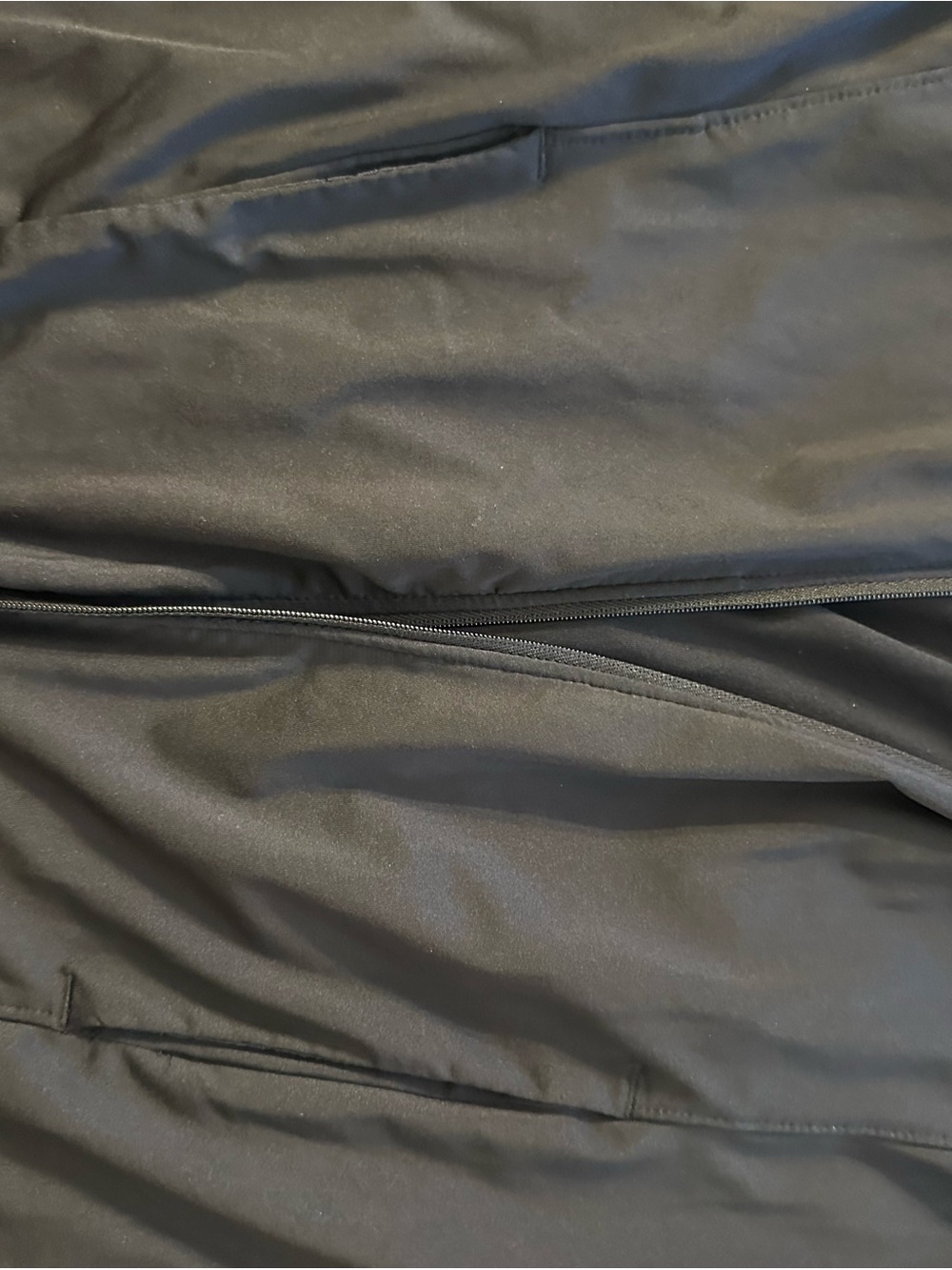Under Armour Black HeatGear Lightweight Jacket - Picture 4 of 6